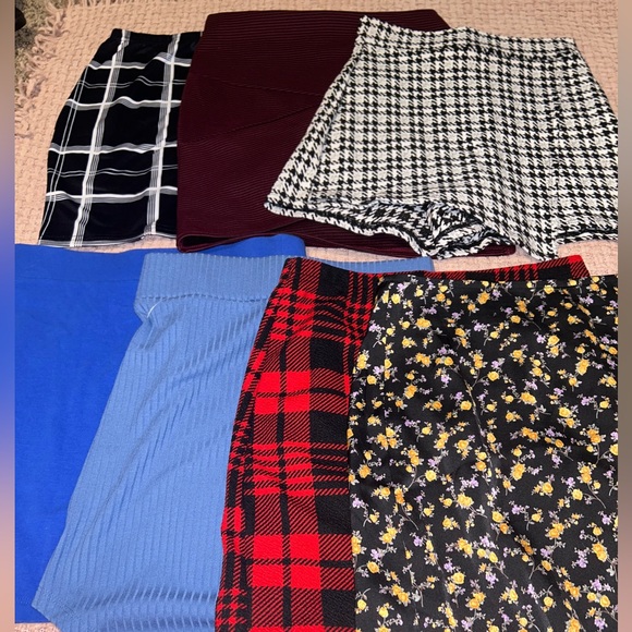 Lot of skirts - Picture 2 of 4